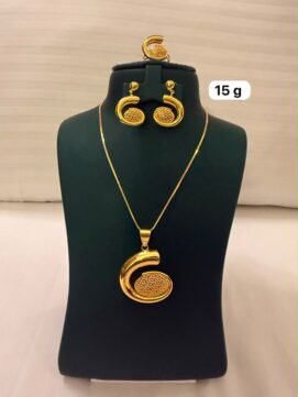 Elegant round gold jewelry set