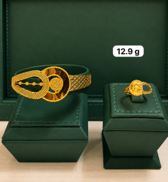 Elegant Gold Oval Motif Bracelet & Ring Set